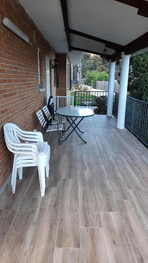 Chalet Con Piscina Y Bbq Para 10 Personas San Martín de Valdeiglesias Kültér fotó
