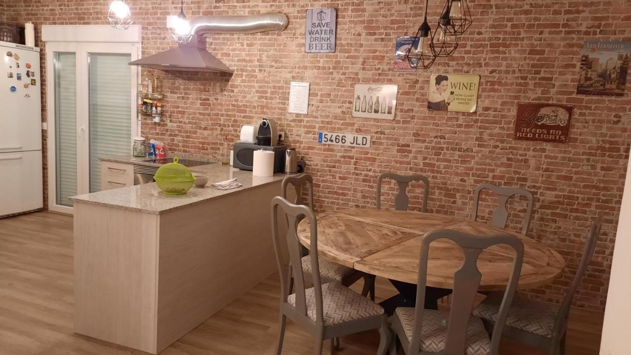 Chalet Con Piscina Y Bbq Para 10 Personas San Martín de Valdeiglesias Kültér fotó